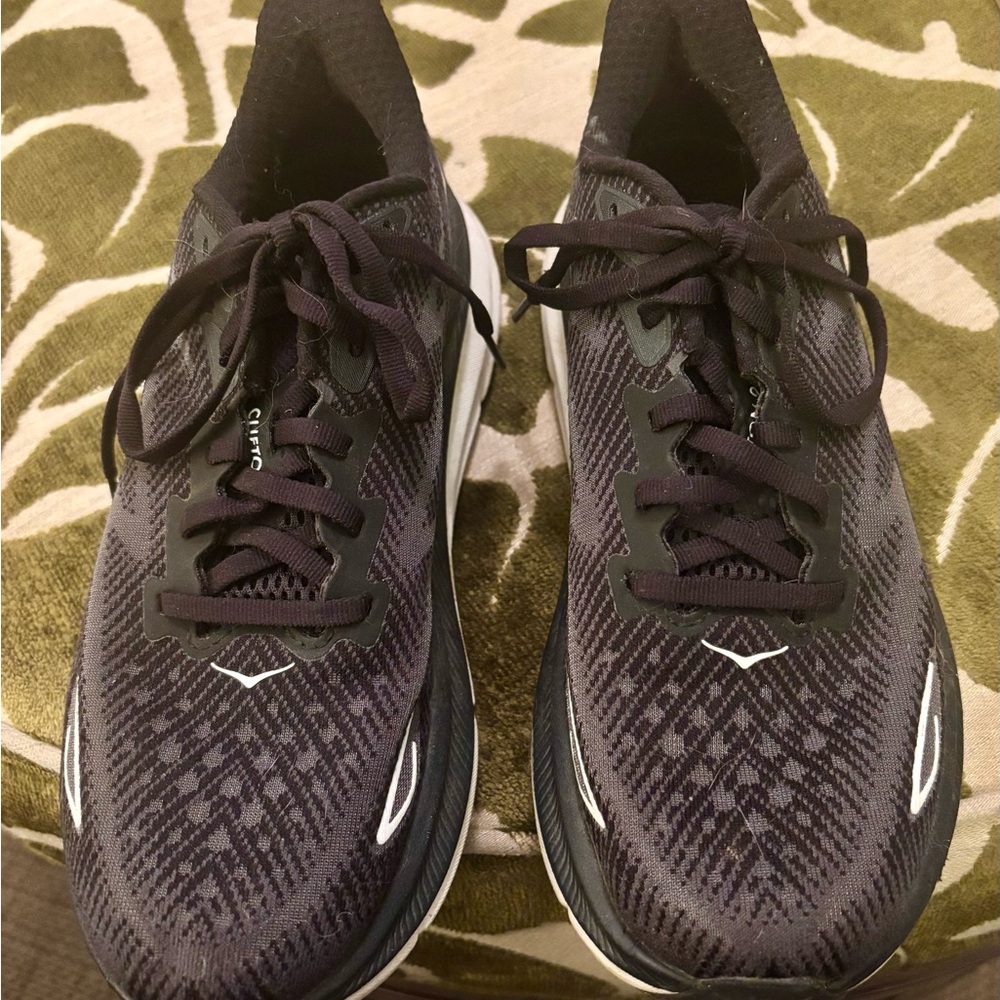 Hoka Clifton 9 Everyday Women’s Running Shoes Black Size 8